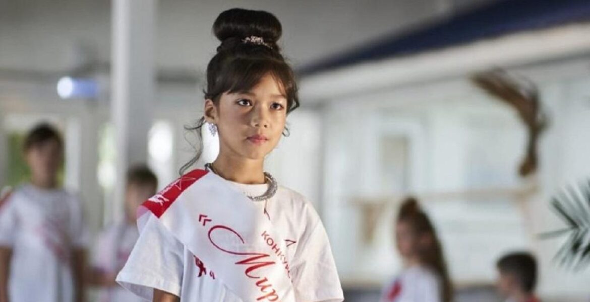 Восьмилетняя девочка из села Атырауской области стала лучшей на мировом конкурсе красоты